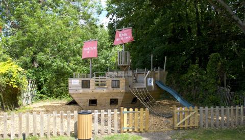 Kid pub garden play area